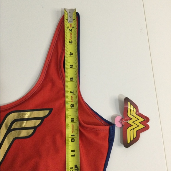 Wonder Woman One-Piece Swimsuit Sz XL , Brand New 💫 - Picture 10 of 13